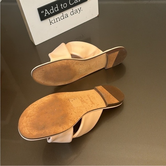 Women's Cream Slide Sandals - Picture 6 of 7